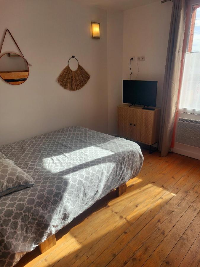 Les Belles Terrasses Dieppe ,3 Appartements , Le Vegetal De 1 A 8 Personnes , Le Tropical De 1 A 6 Personnes , Le Floral Avec Terrasse De 1 A 3 Personnes , Quartier Calme Au Stationnement Gratuit A Cote De L'Avenue Verte エクステリア 写真