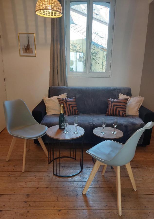 Les Belles Terrasses Dieppe ,3 Appartements , Le Vegetal De 1 A 8 Personnes , Le Tropical De 1 A 6 Personnes , Le Floral Avec Terrasse De 1 A 3 Personnes , Quartier Calme Au Stationnement Gratuit A Cote De L'Avenue Verte エクステリア 写真