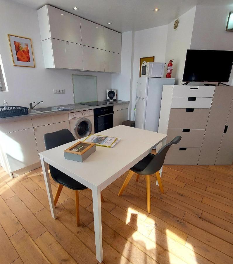 Les Belles Terrasses Dieppe ,3 Appartements , Le Vegetal De 1 A 8 Personnes , Le Tropical De 1 A 6 Personnes , Le Floral Avec Terrasse De 1 A 3 Personnes , Quartier Calme Au Stationnement Gratuit A Cote De L'Avenue Verte エクステリア 写真