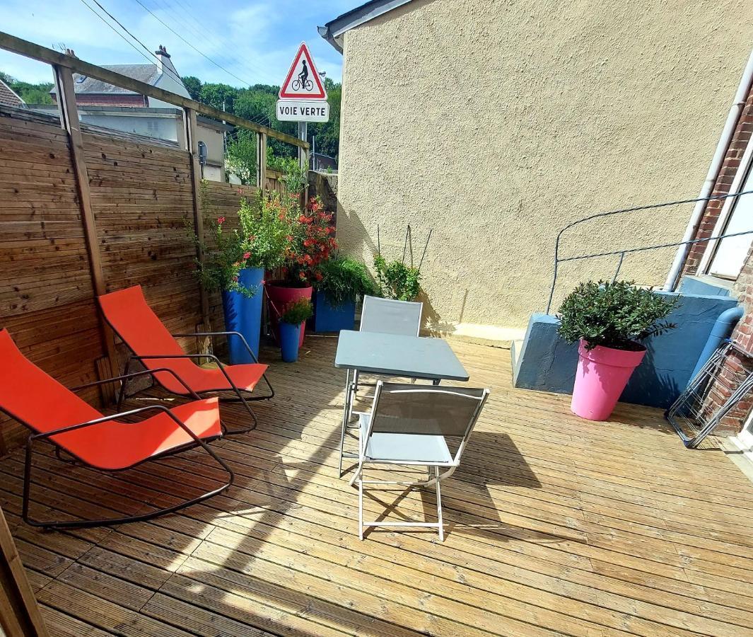 Les Belles Terrasses Dieppe ,3 Appartements , Le Vegetal De 1 A 8 Personnes , Le Tropical De 1 A 6 Personnes , Le Floral Avec Terrasse De 1 A 3 Personnes , Quartier Calme Au Stationnement Gratuit A Cote De L'Avenue Verte エクステリア 写真